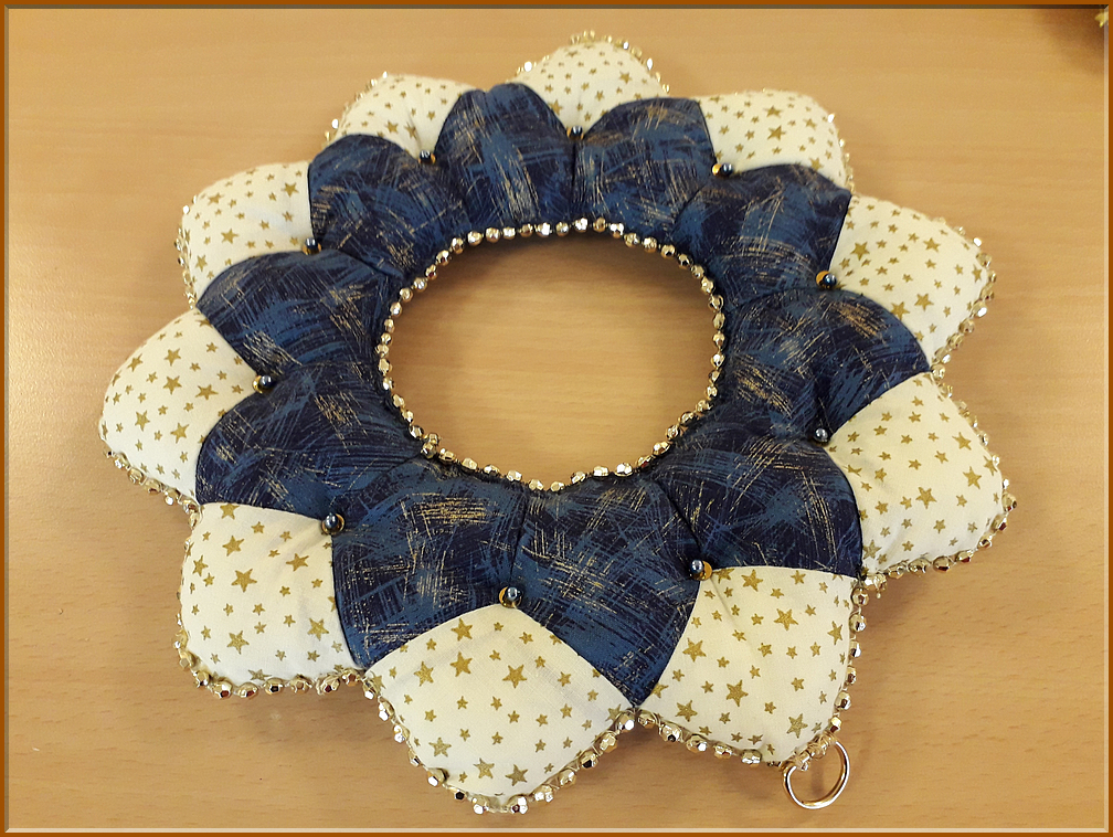 Couronne bleue de Noël